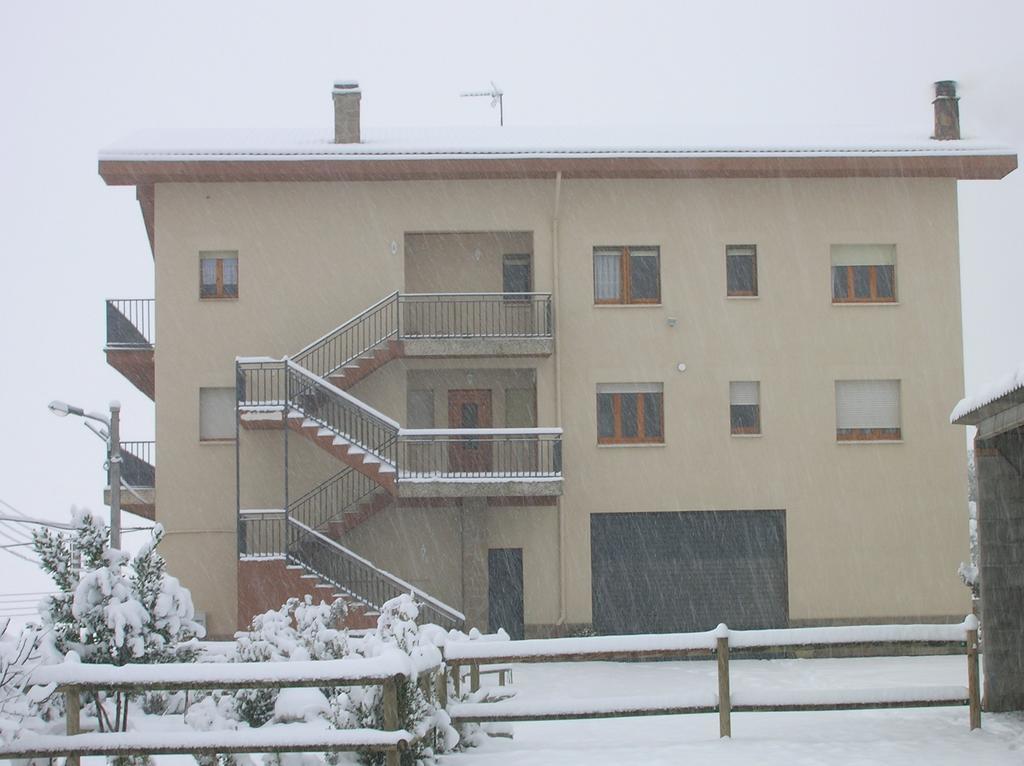 Cal Servero Peramola Exterior photo